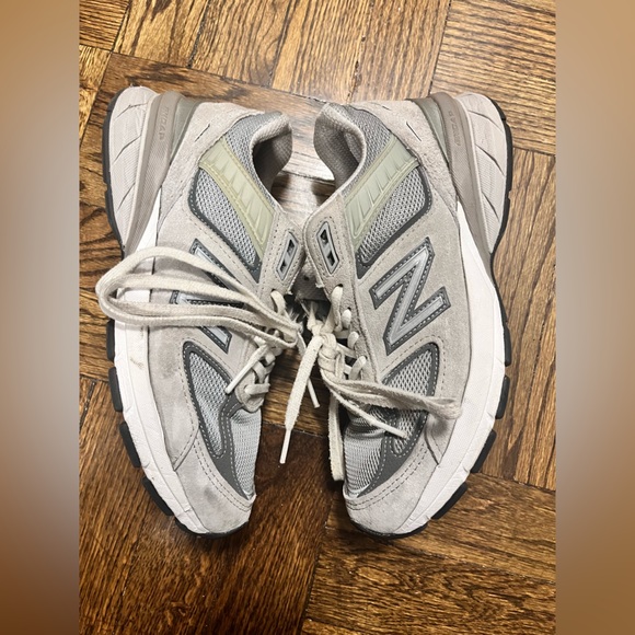 Grey New Balance 990v5 Sneakers - Picture 4 of 5